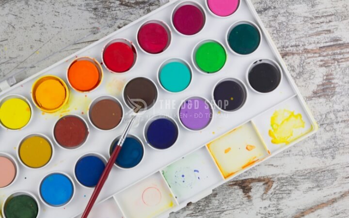Màu Acrylic Có Phải Màu Nước Không? Màu Acrylic Có Phải Màu Nước Không? Câu Trả Lời Chi Tiết Nhất